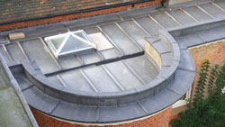 Bay window roof in lead